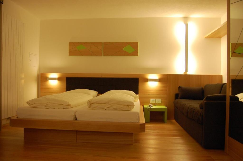 Hotel Al Cervo Tesero Pokoj fotografie